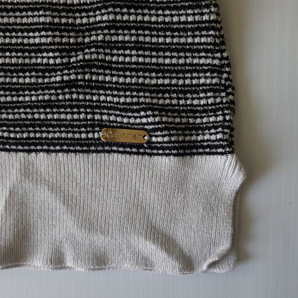 ● Calvin Klein | Women Boat neck stripped sweatshirt - Picture 6 of 16